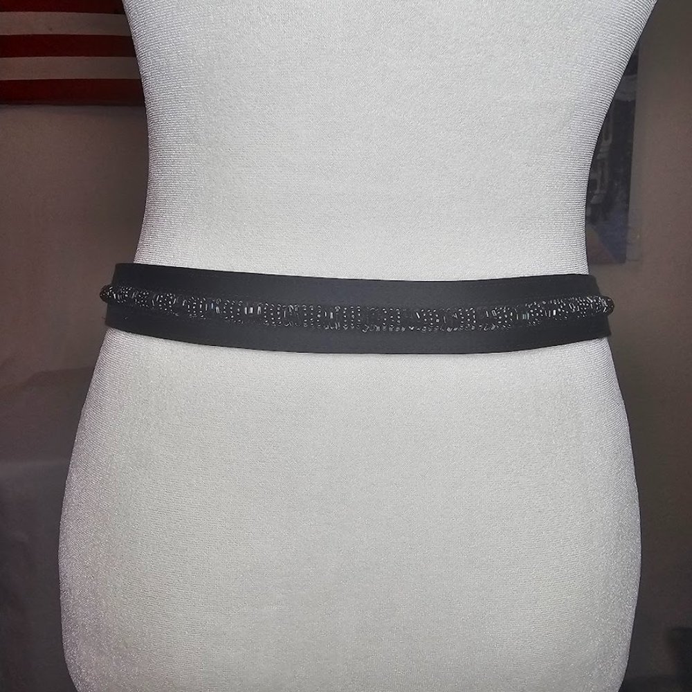 SAKS FIFTH AVENUE Made in Italy Beaded Belt Black Medium Rayon Silk Leather